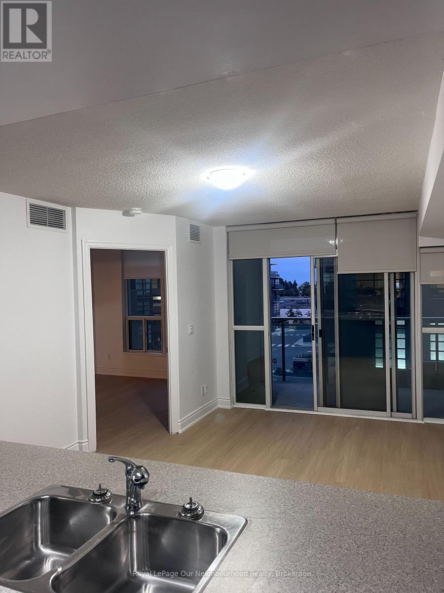 402 - 1600 CHARLES STREET, Whitby, Ontario