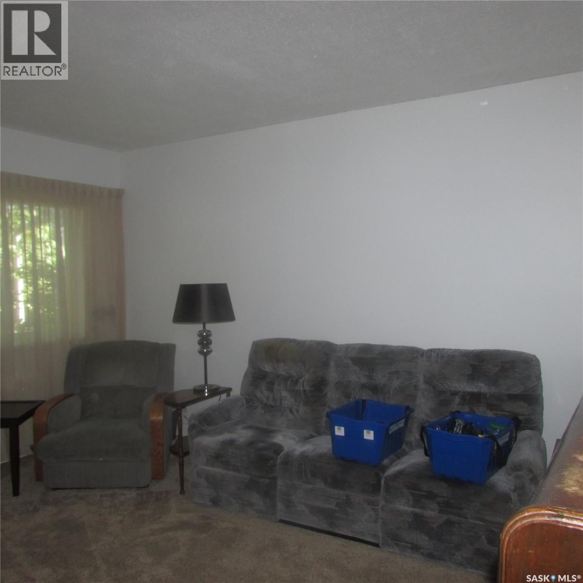 1742 Quebec Street, Regina, Saskatchewan  S4P 1J3 - Photo 7 - SK050120