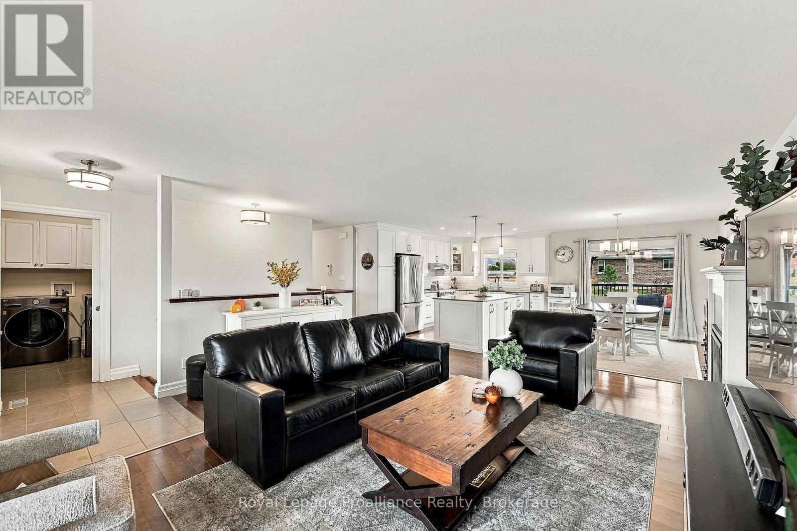 31 Ambrosia Terrace, Quinte West, Ontario  K8V 0G7 - Photo 10 - X13850234