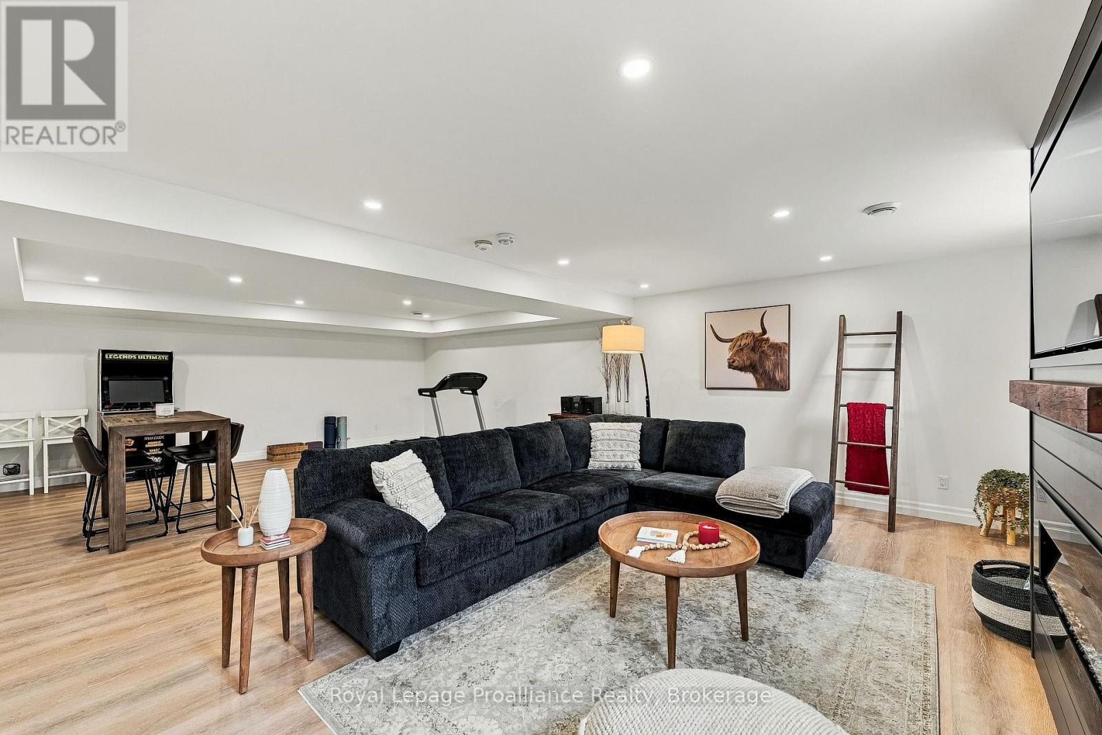 31 Ambrosia Terrace, Quinte West, Ontario  K8V 0G7 - Photo 32 - X13850234