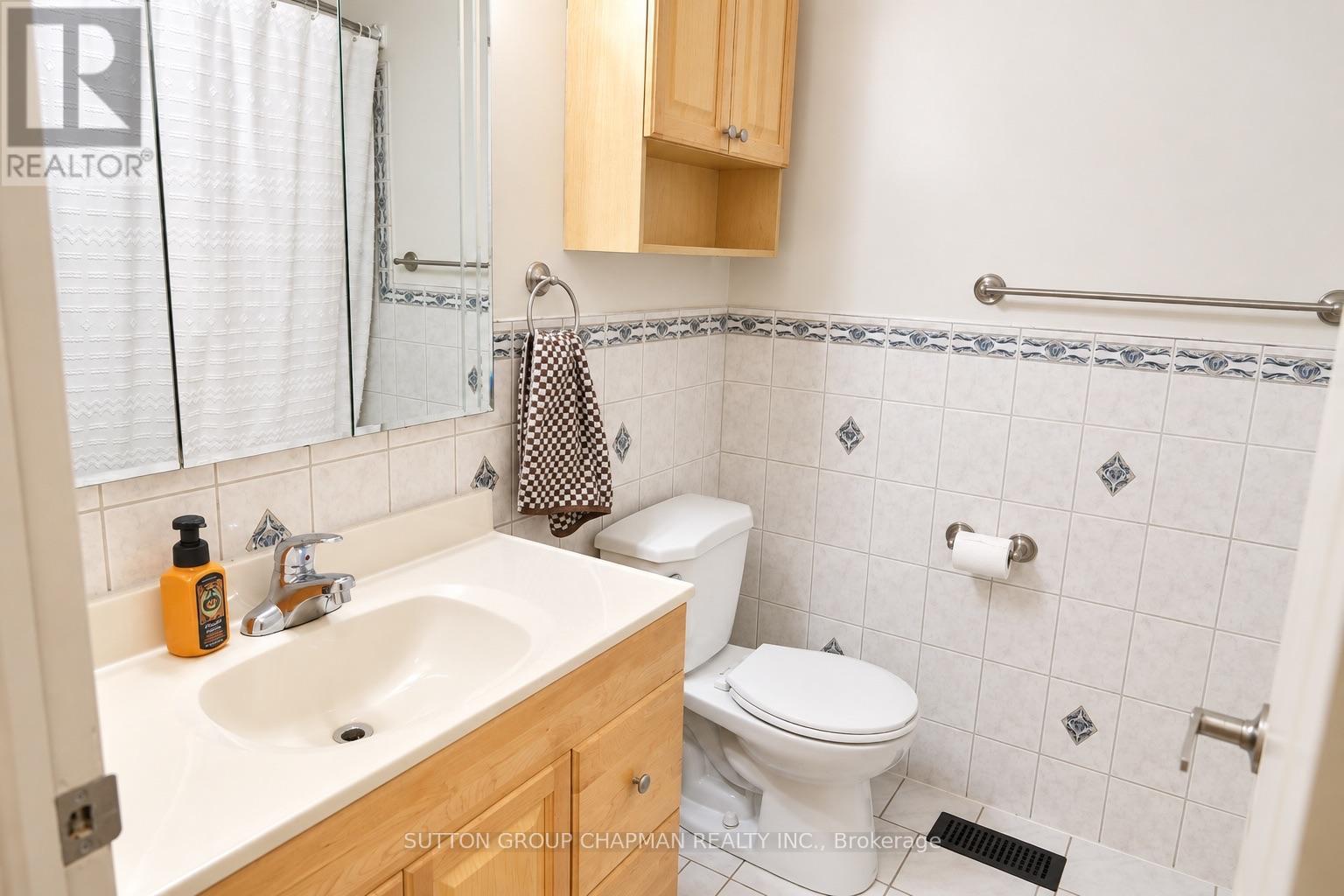 B - 43 Frontenac Road, London South, Ontario  N5Z 3Y5 - Photo 25 - X13850206