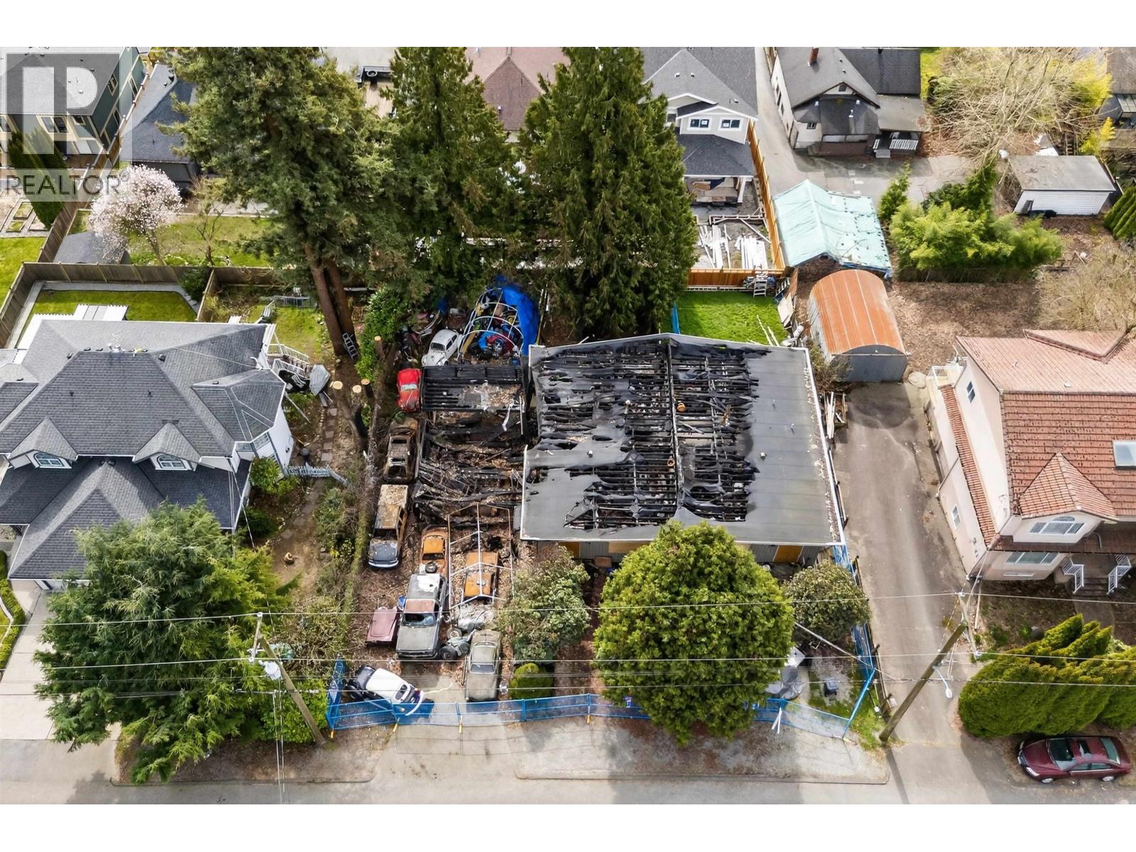 1114 HACHEY AVENUE, Coquitlam, British Columbia