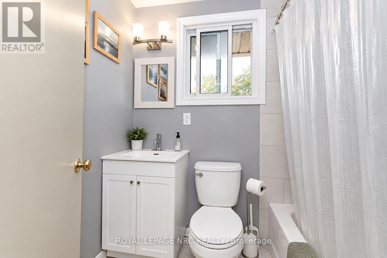 8 - 161 Berkindale Drive, Hamilton, Ontario  L8E 1M6 - Photo 12 - X13850222