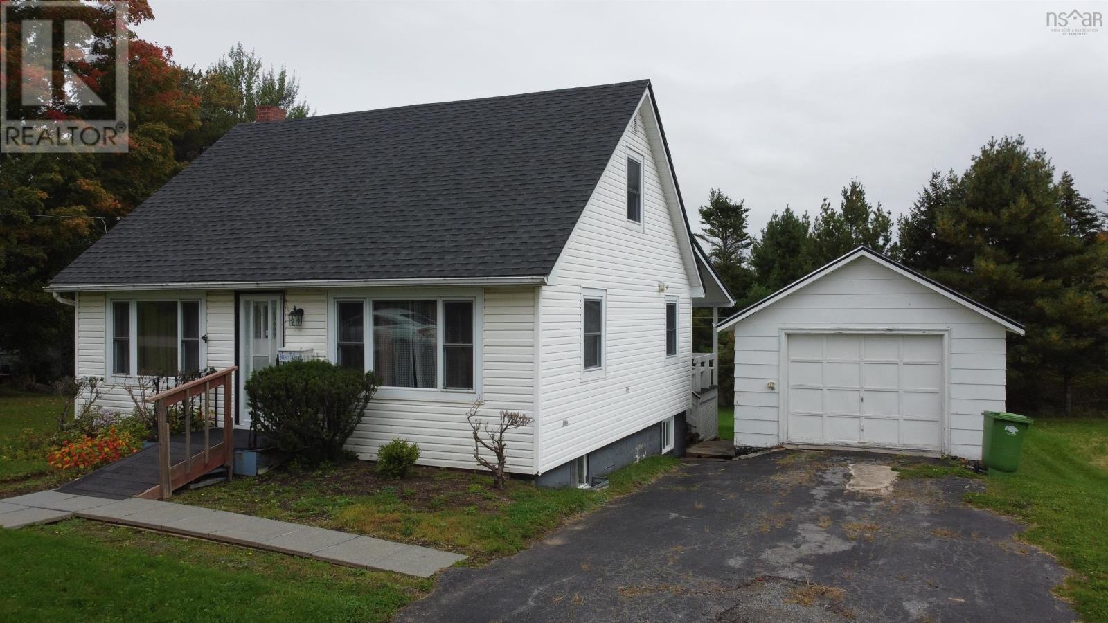 171 Falmouth Dyke Road, Falmouth, Nova Scotia  B0P 1P0 - Photo 2 - 202624837
