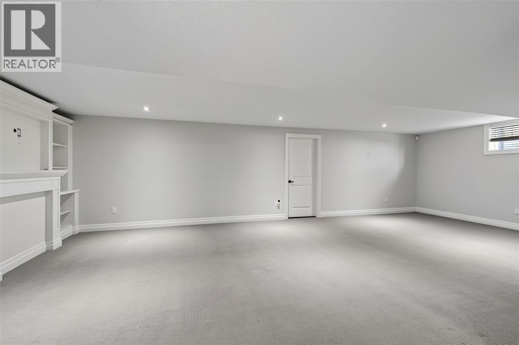 158 Acton Street, Strathroy, Ontario  N7G 0C7 - Photo 41 - 26024036