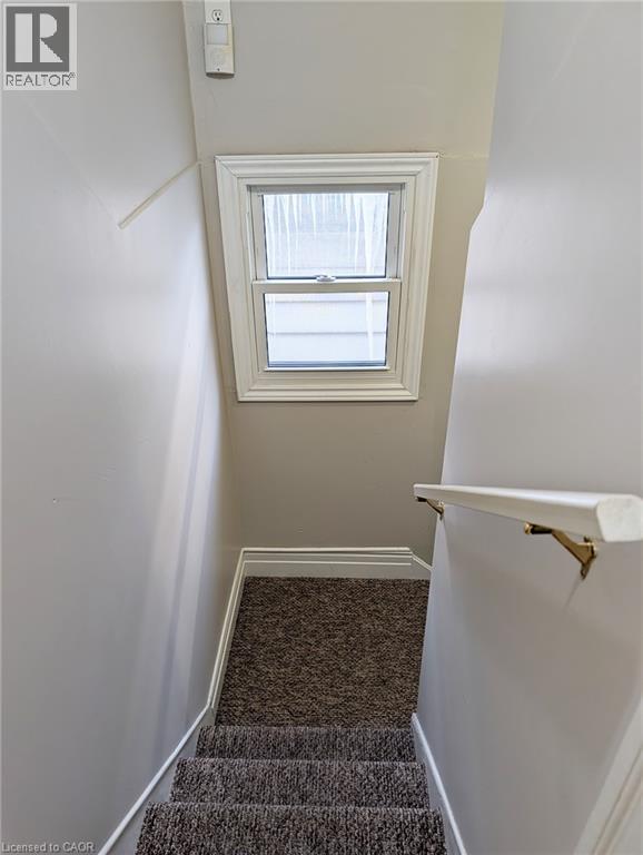 12 East 24th Street Unit# Upper, Hamilton, Ontario  L8V 2X7 - Photo 6 - 40867978