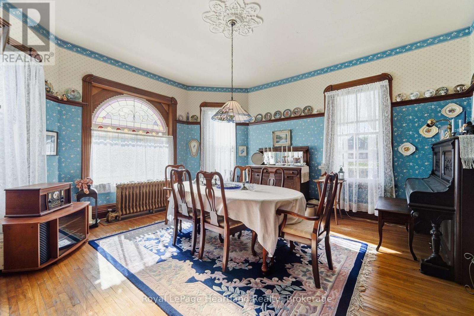 62 Orange Street S, Central Huron, Ontario  N0M 1L0 - Photo 13 - X13850310