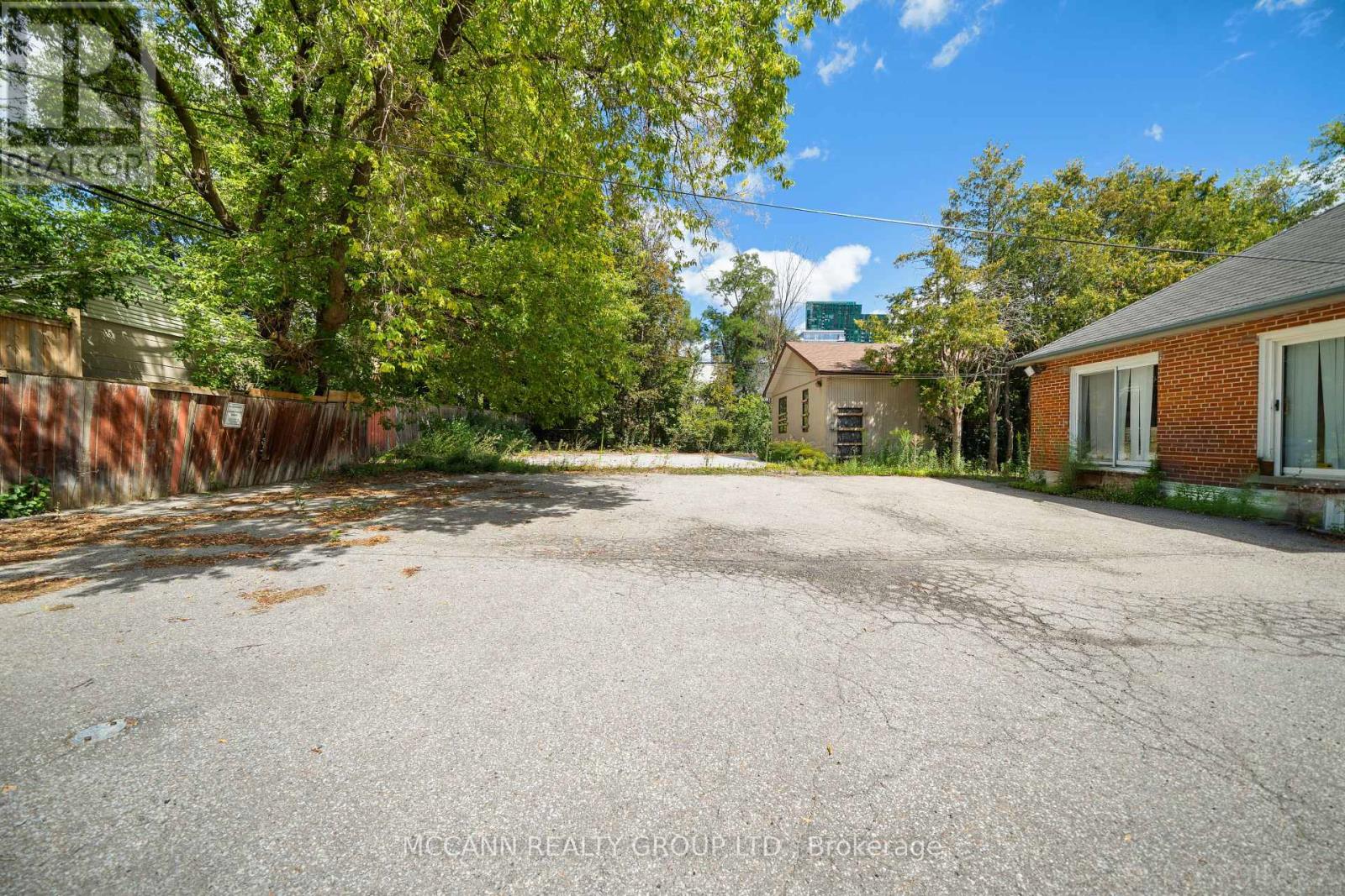 110-112 Sheppard Avenue W, Toronto, Ontario  M2N 1M5 - Photo 10 - C13850408