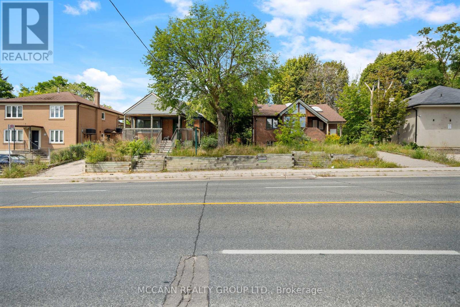 110-112 Sheppard Avenue W, Toronto, Ontario  M2N 1M5 - Photo 2 - C13850408