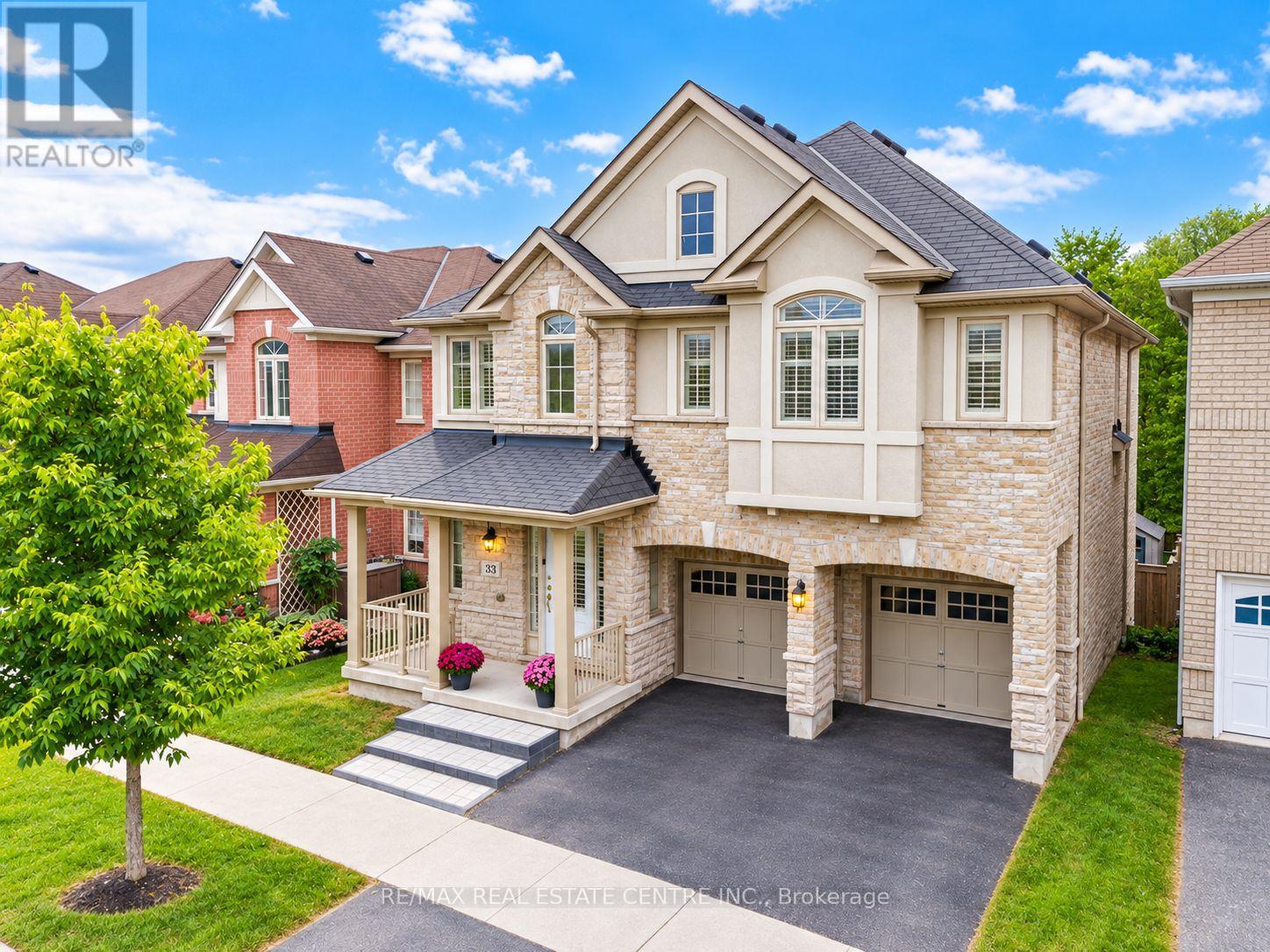 33 Mosely Crescent, Ajax, Ontario  L1Z 0M9 - Photo 2 - E13849598