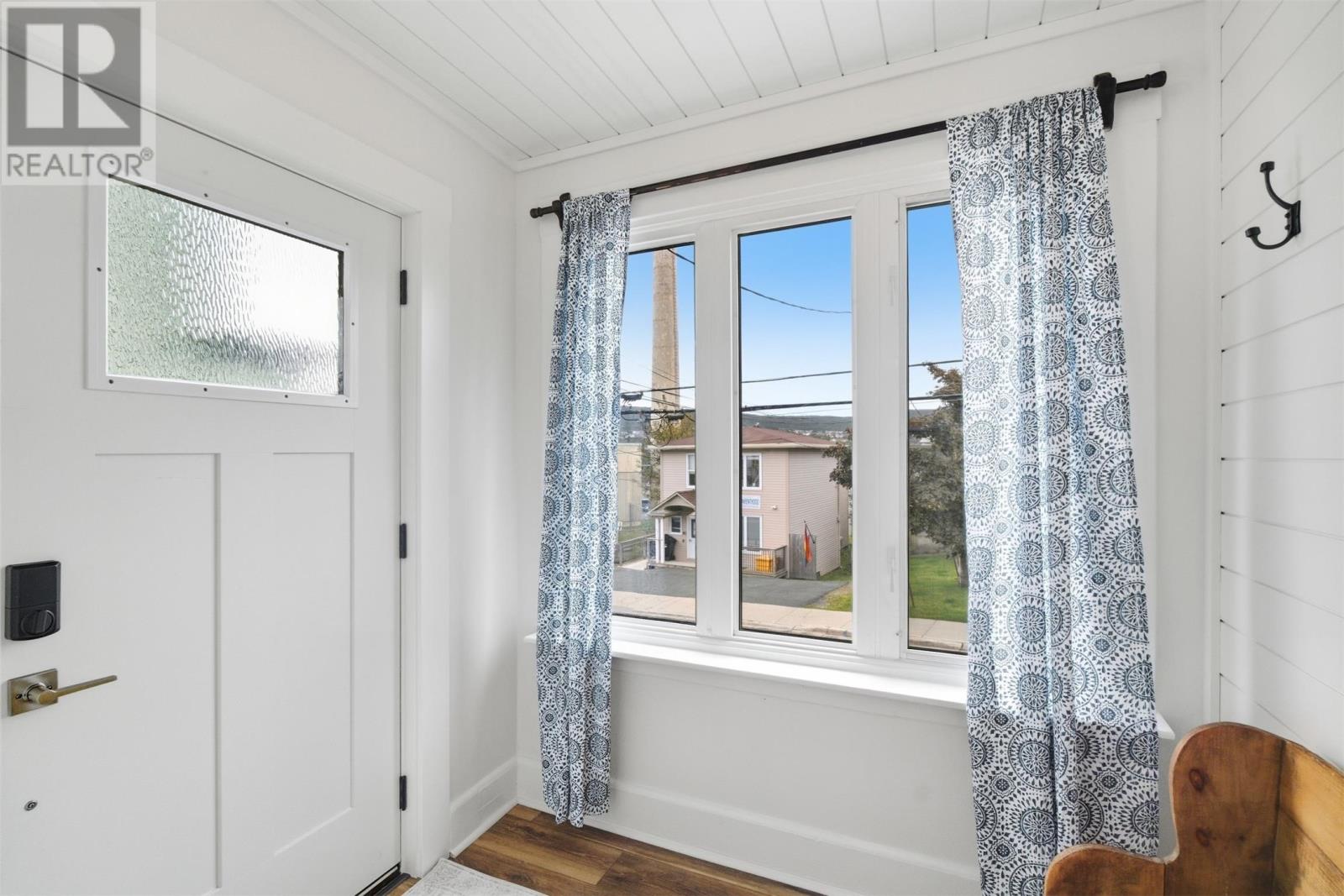 50 St. Clare Avenue photo 4