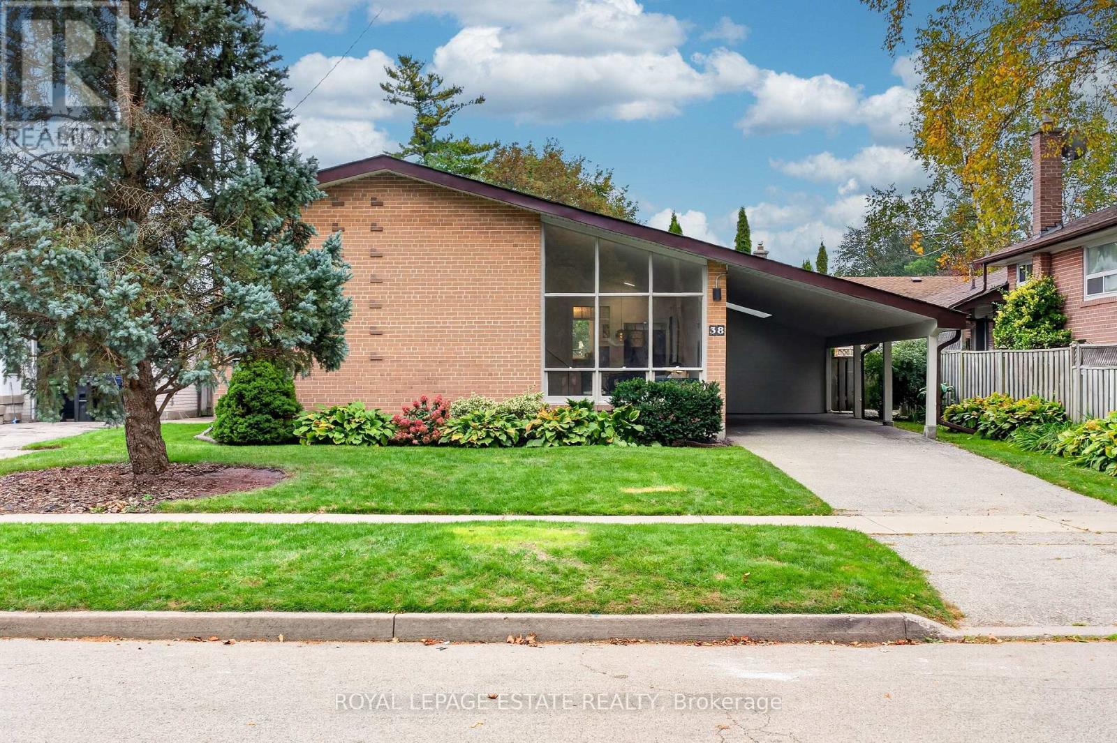 38 Brightside Drive, Toronto, Ontario  M1E 3Z1 - Photo 2 - E13850382