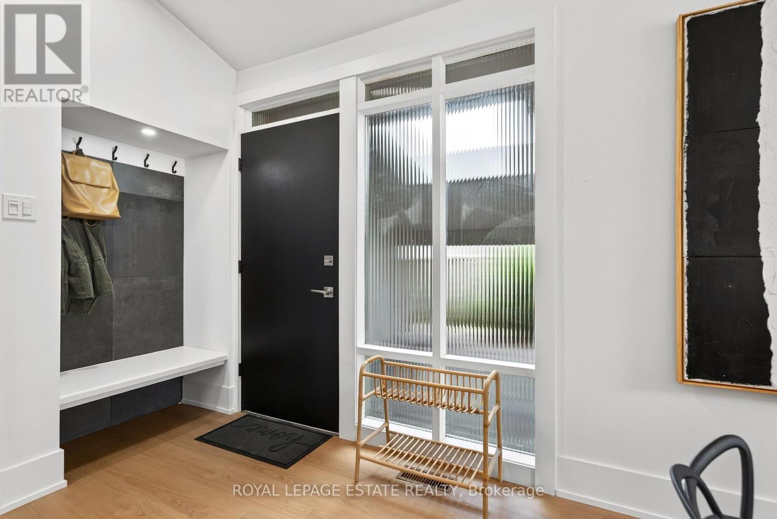 38 Brightside Drive, Toronto, Ontario  M1E 3Z1 - Photo 5 - E13850382