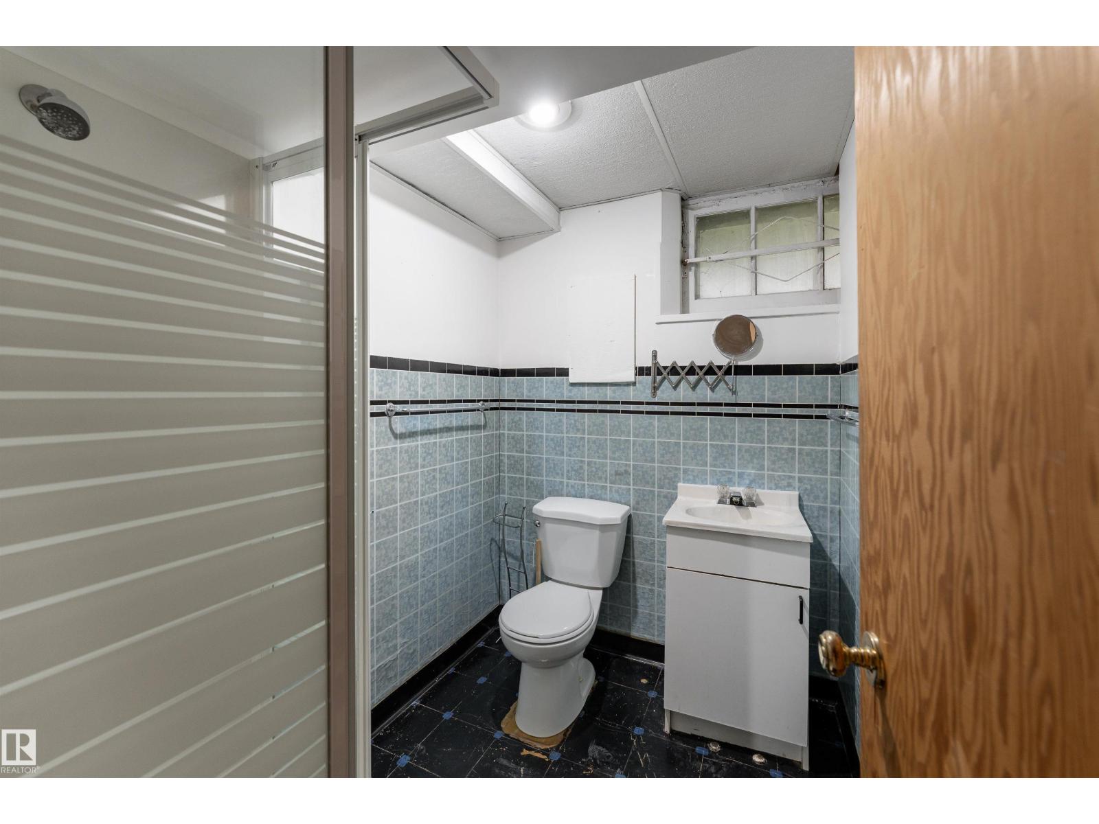10719 132 ST NW
