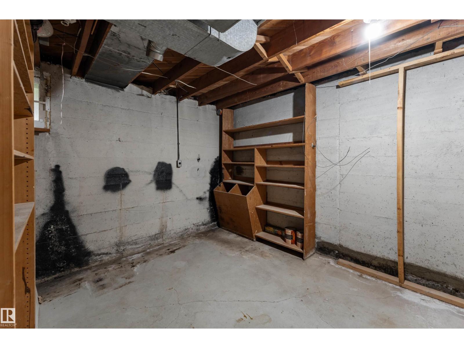 10719 132 ST NW
