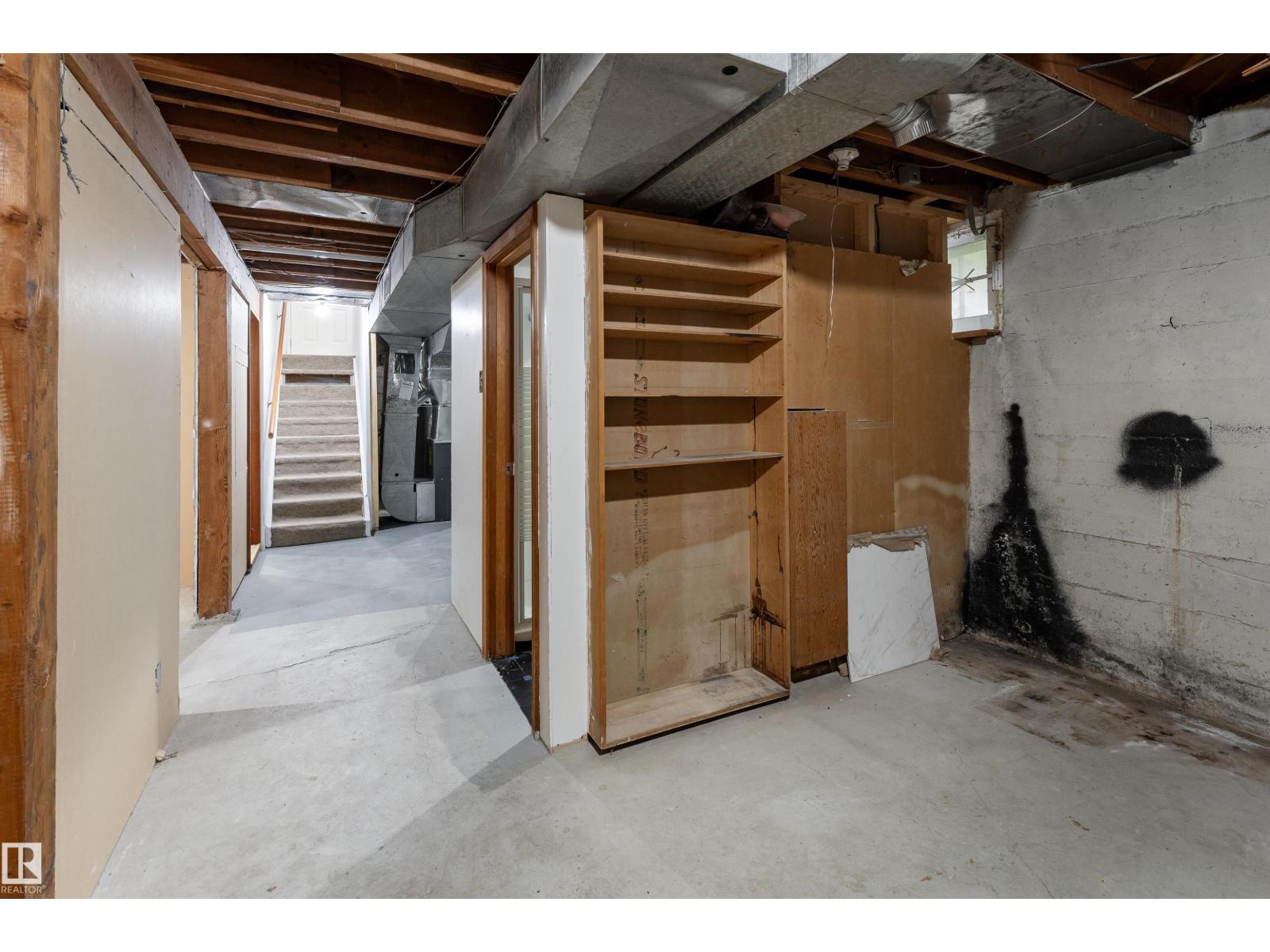 10719 132 ST NW