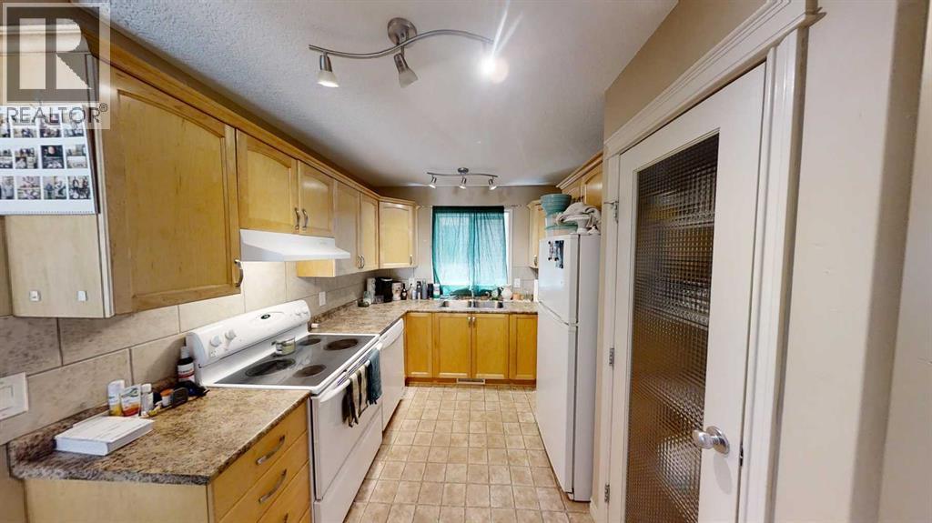 B, 9334 Lakeland Drive