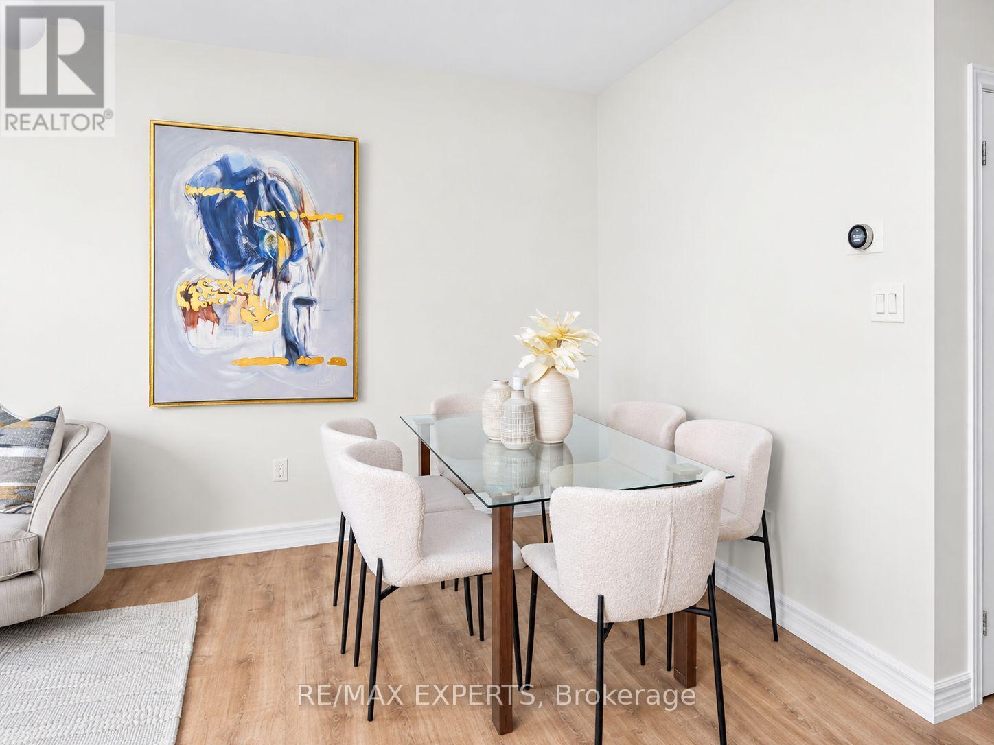 40 Pitney Avenue, Richmond Hill, Ontario L4E 4Y5 - Photo 4 - N13850118
