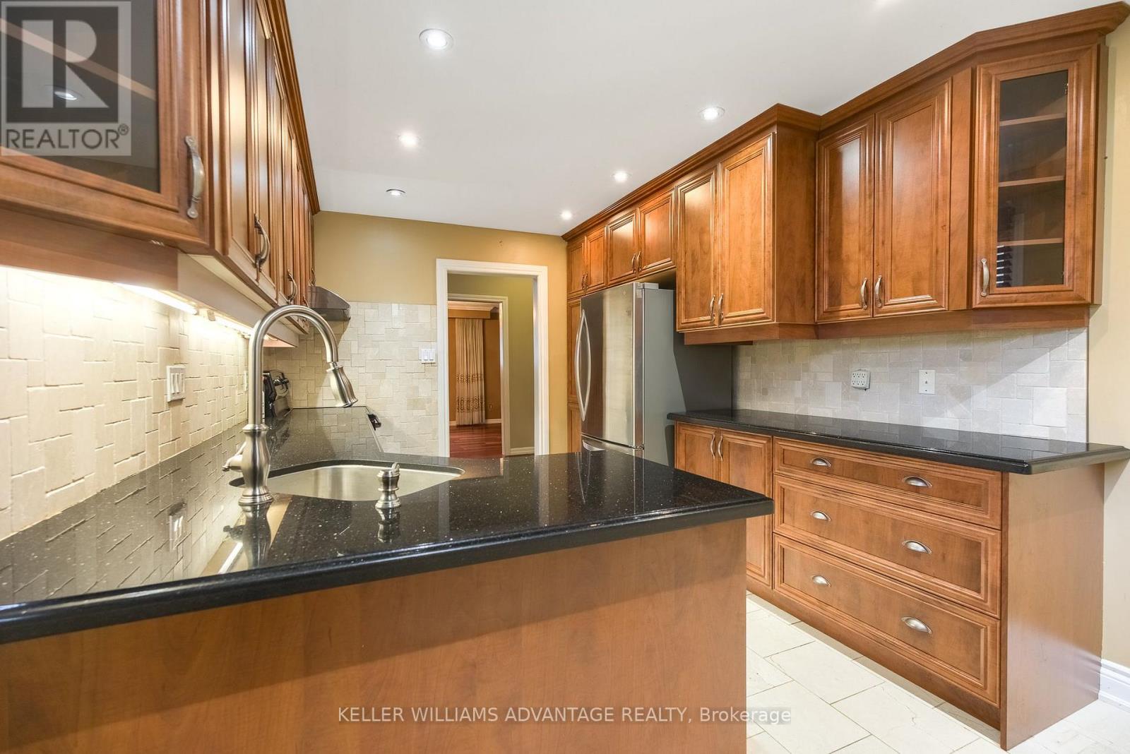 68 Fullerton Crescent, Markham, Ontario  L3R 3G5 - Photo 11 - N13850348