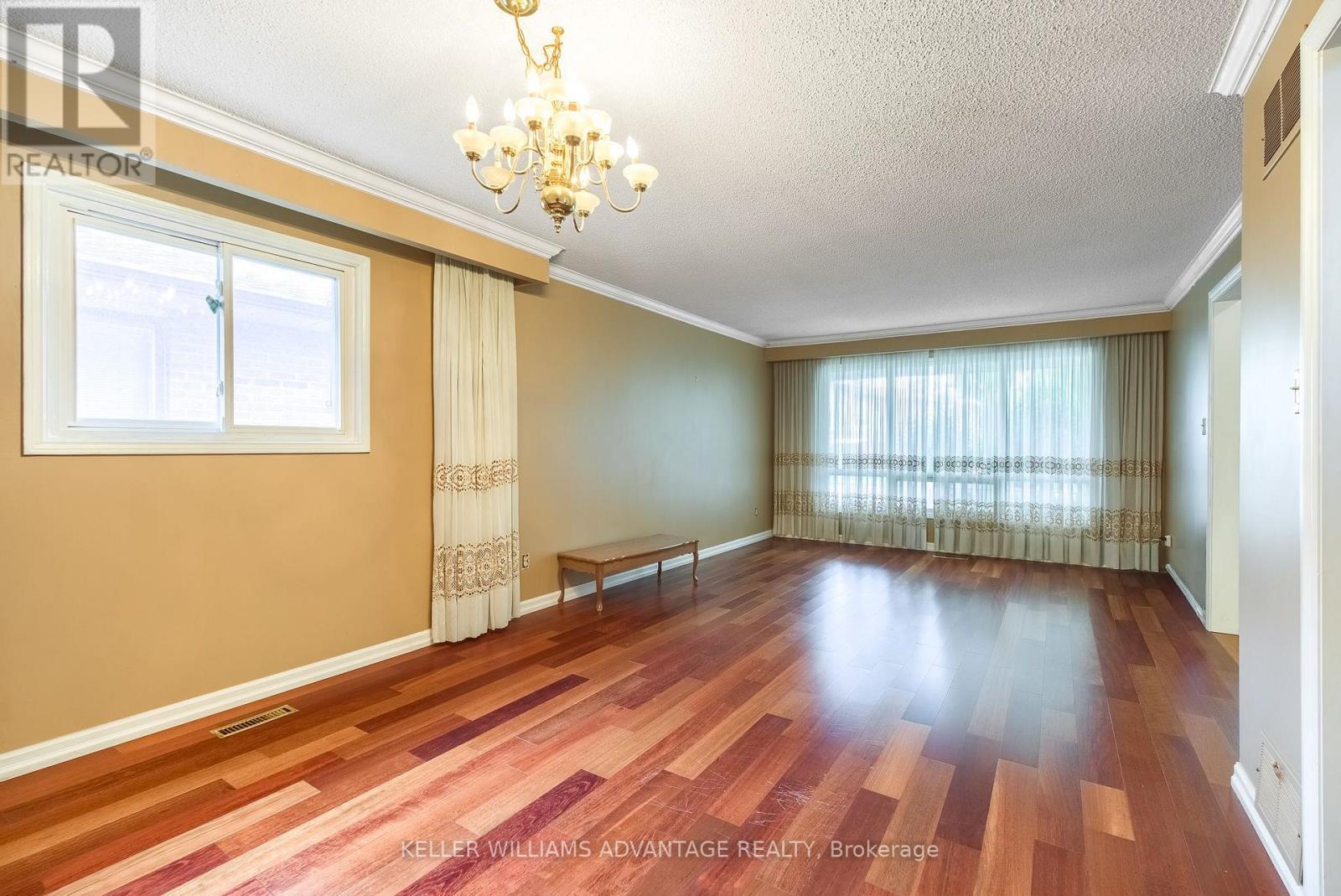 68 Fullerton Crescent, Markham, Ontario  L3R 3G5 - Photo 4 - N13850348