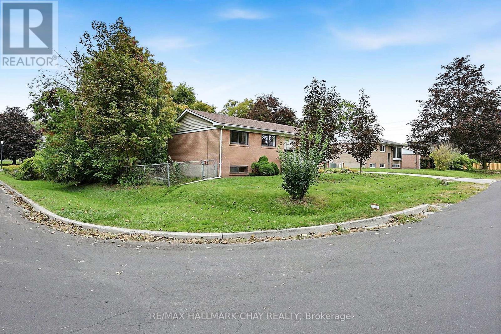 135 Peter Street, East Gwillimbury, Ontario  L9N 1L2 - Photo 3 - N13850352