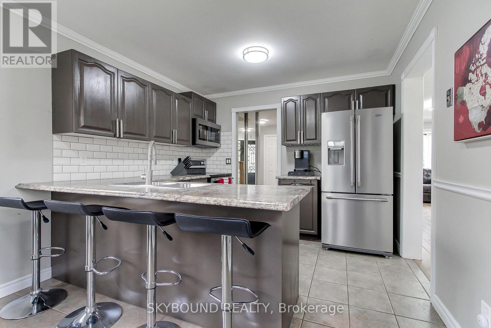 313 Hickling Trail, Barrie, Ontario  L4M 5Y2 - Photo 12 - S13850228