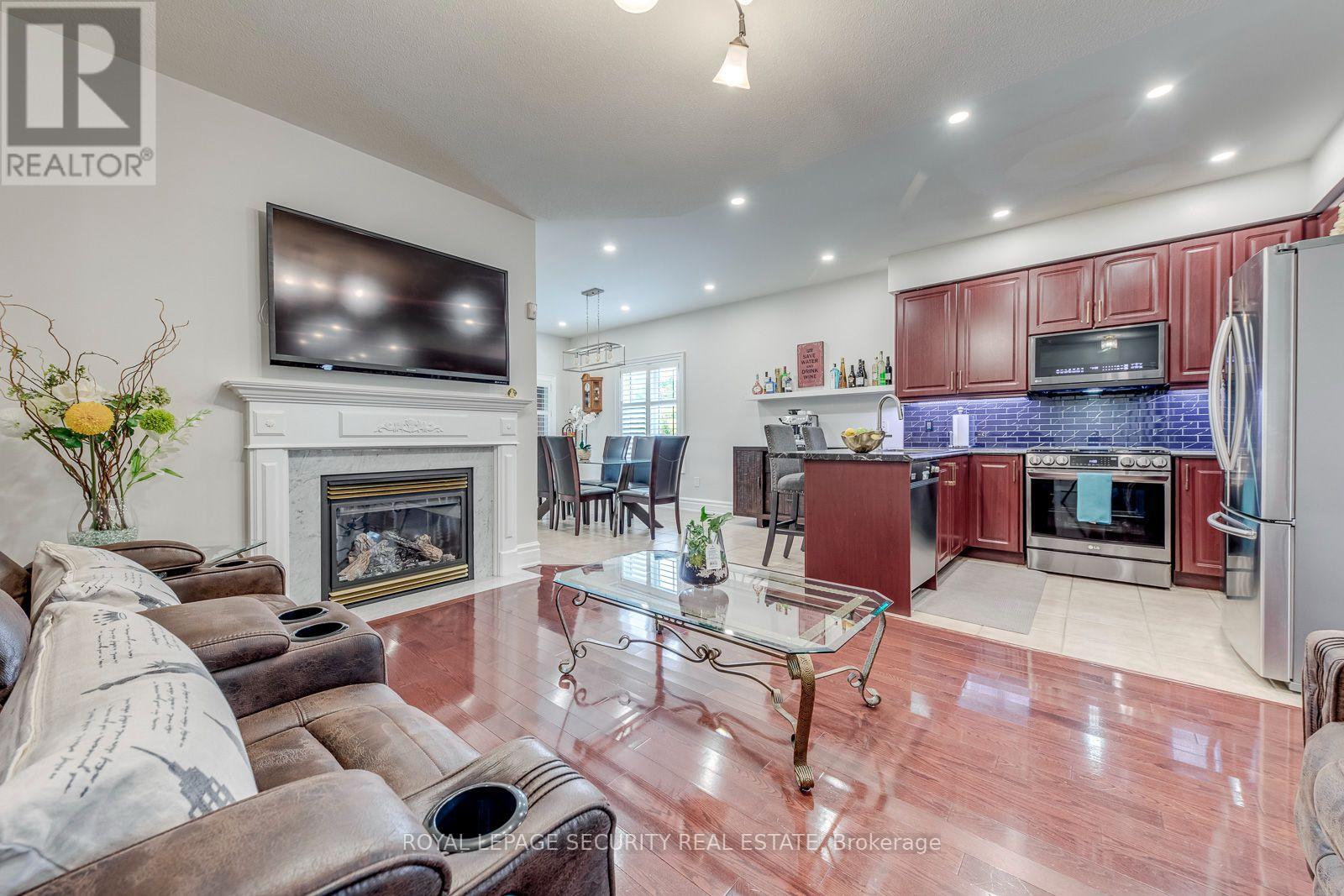 25 Pinecliff Crescent, Barrie (Ardagh), Ontario  L4N 5V2 - Photo 12 - S13850400