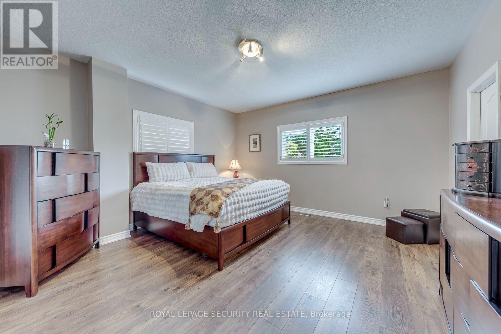 25 Pinecliff Crescent, Barrie (Ardagh), Ontario  L4N 5V2 - Photo 21 - S13850400