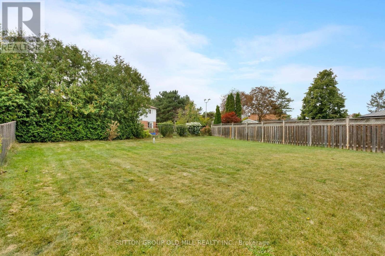 6364 Plowmans Heath, Mississauga, Ontario  L5N 3W1 - Photo 10 - W13850154