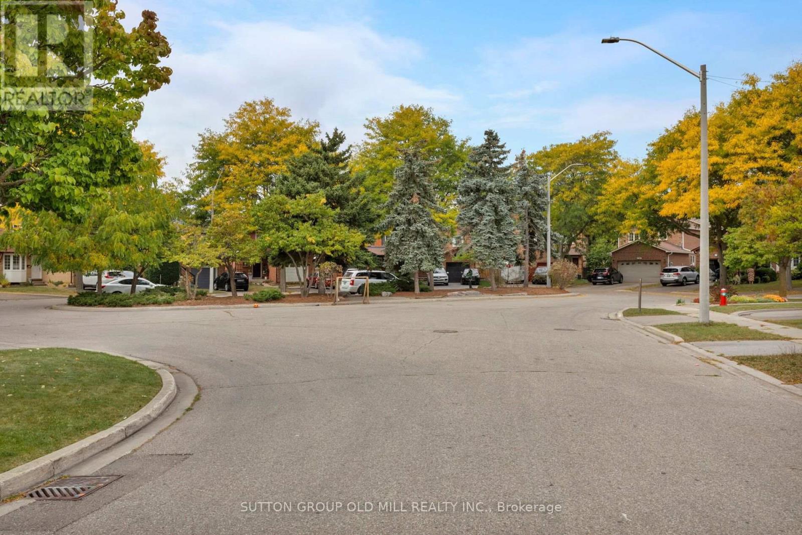 6364 Plowmans Heath, Mississauga, Ontario  L5N 3W1 - Photo 15 - W13850154