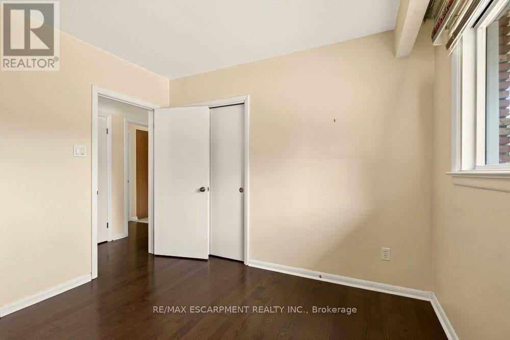 970 Danforth Avenue, Burlington, Ontario  L7T 1S8 - Photo 24 - W13850256