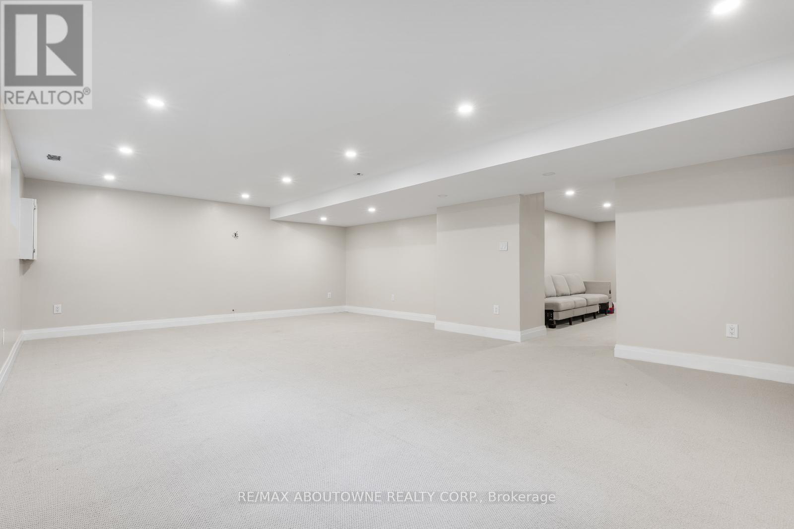 293 North Shore Boulevard E, Burlington, Ontario  L7T 1W8 - Photo 35 - W13850260