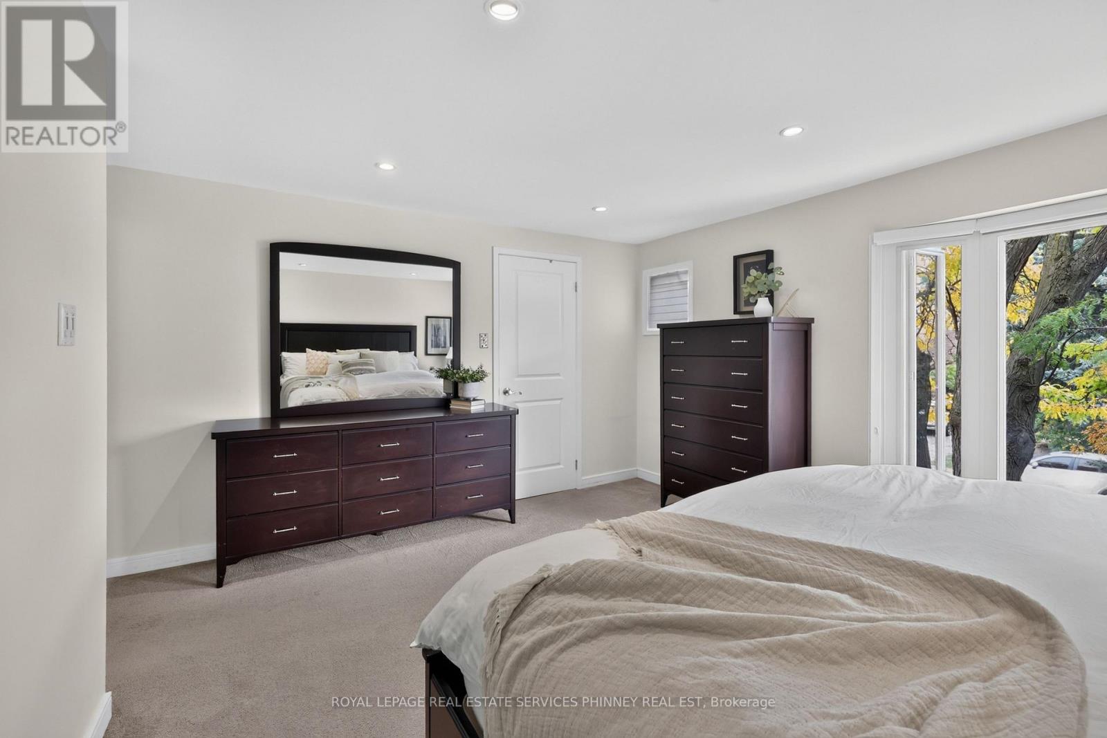 2467 Grindstone Court, Mississauga, Ontario  L5L 3K8 - Photo 18 - W13850282