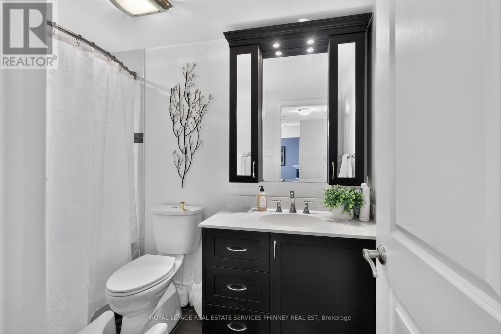 2467 Grindstone Court, Mississauga, Ontario  L5L 3K8 - Photo 22 - W13850282
