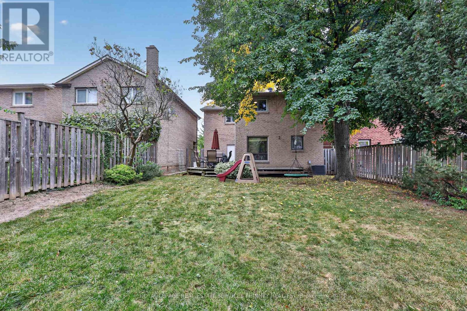 2467 Grindstone Court, Mississauga, Ontario  L5L 3K8 - Photo 28 - W13850282