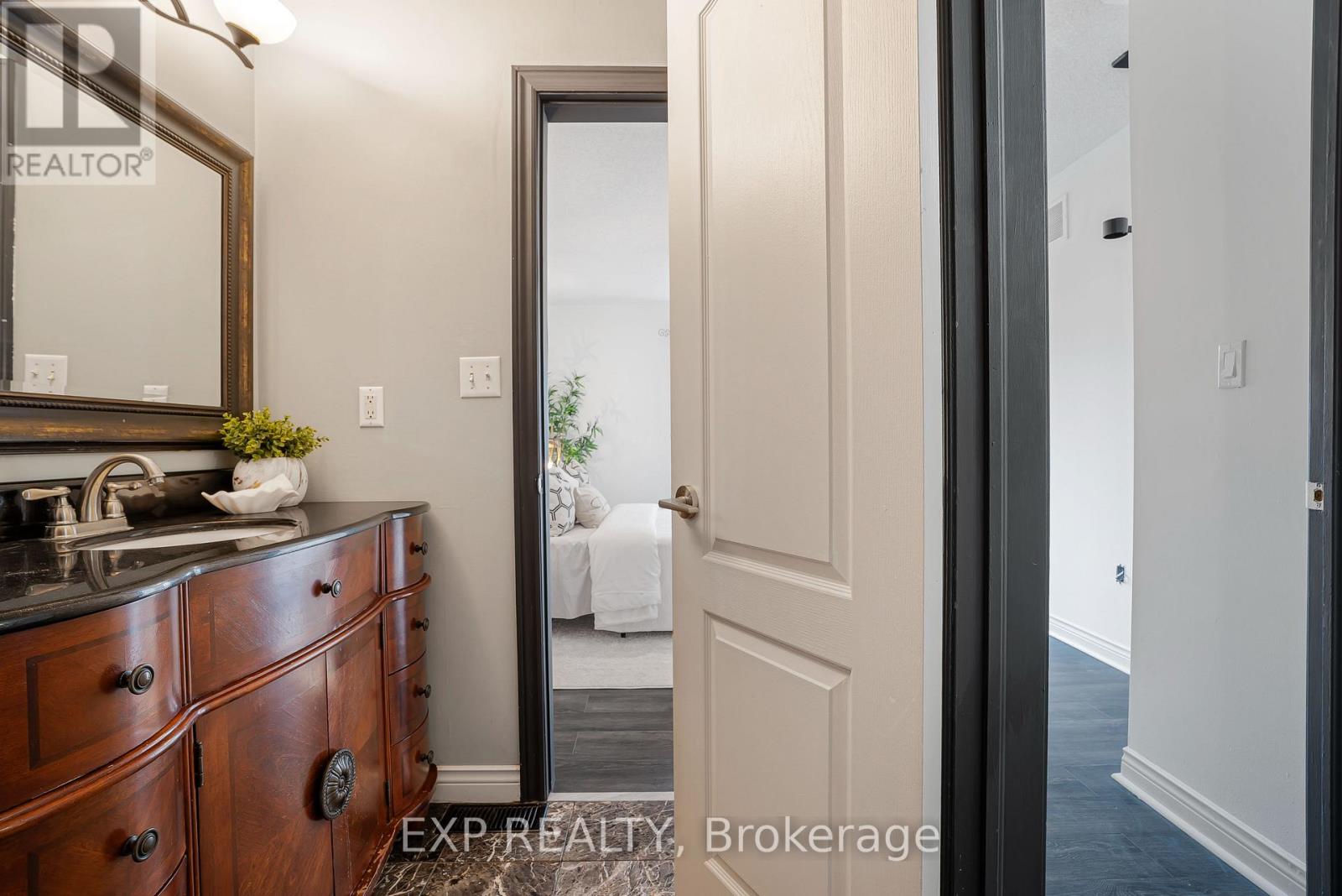 65 Pressed Brick Drive, Brampton, Ontario  L6V 4K5 - Photo 27 - W13850326