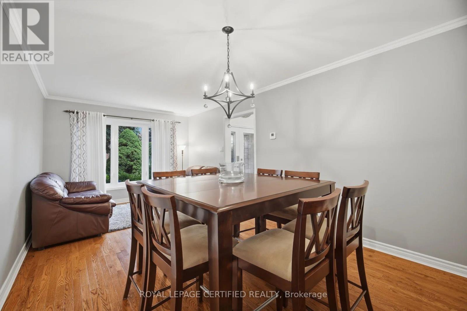 8 Wishart Place, Brampton, Ontario  L6Z 3H5 - Photo 10 - W13850418