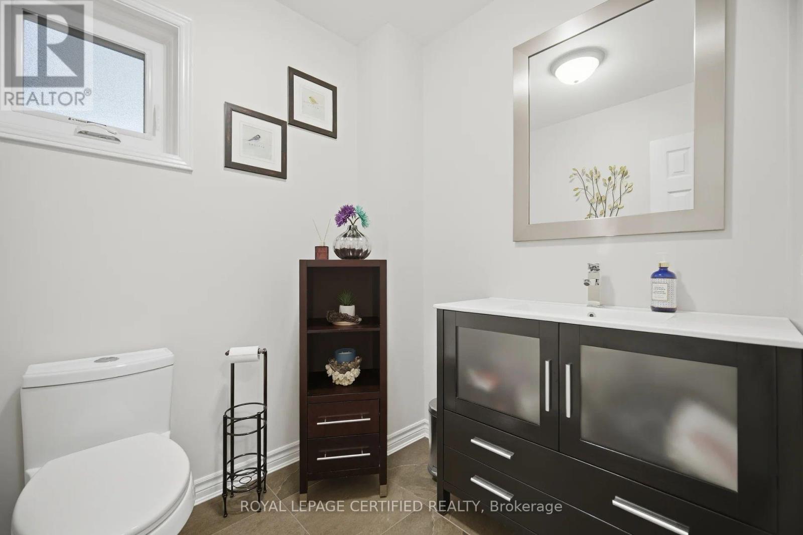 8 Wishart Place, Brampton, Ontario  L6Z 3H5 - Photo 18 - W13850418