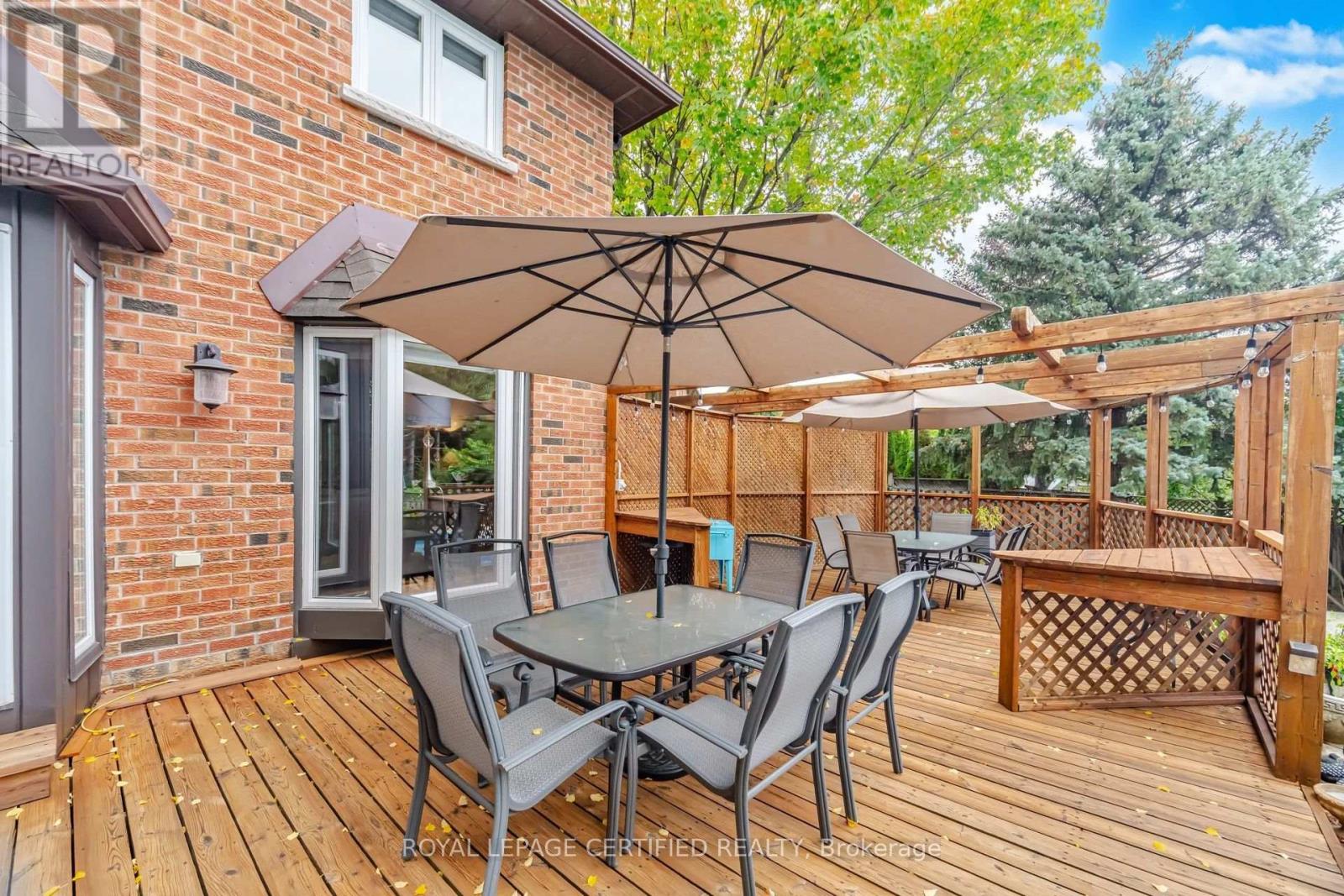8 Wishart Place, Brampton, Ontario  L6Z 3H5 - Photo 44 - W13850418