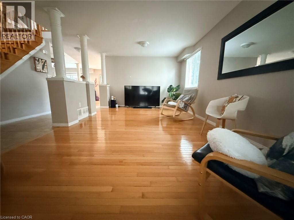 424 Newport Drive, Cambridge, Ontario  N3H 5S6 - Photo 7 - 40868166