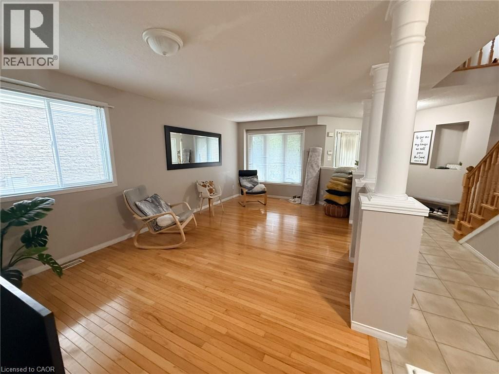 424 Newport Drive, Cambridge, Ontario  N3H 5S6 - Photo 9 - 40868166