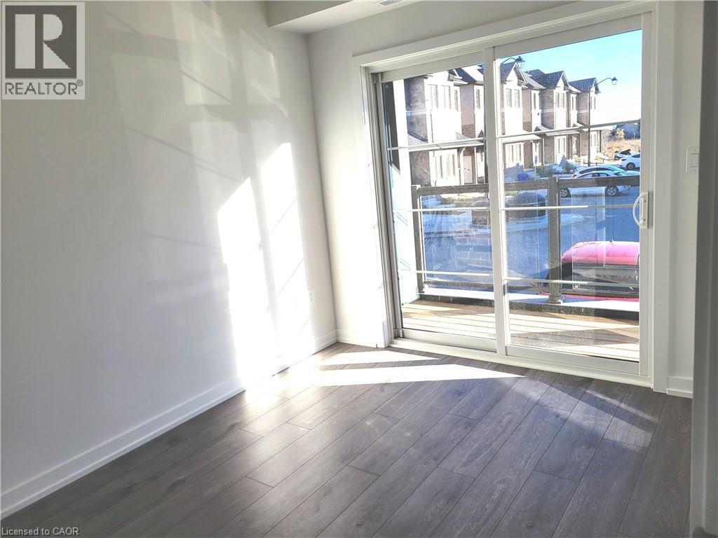 205 West Oak Trail Unit# #50, Kitchener, Ontario  N2R 0R9 - Photo 5 - 40868045