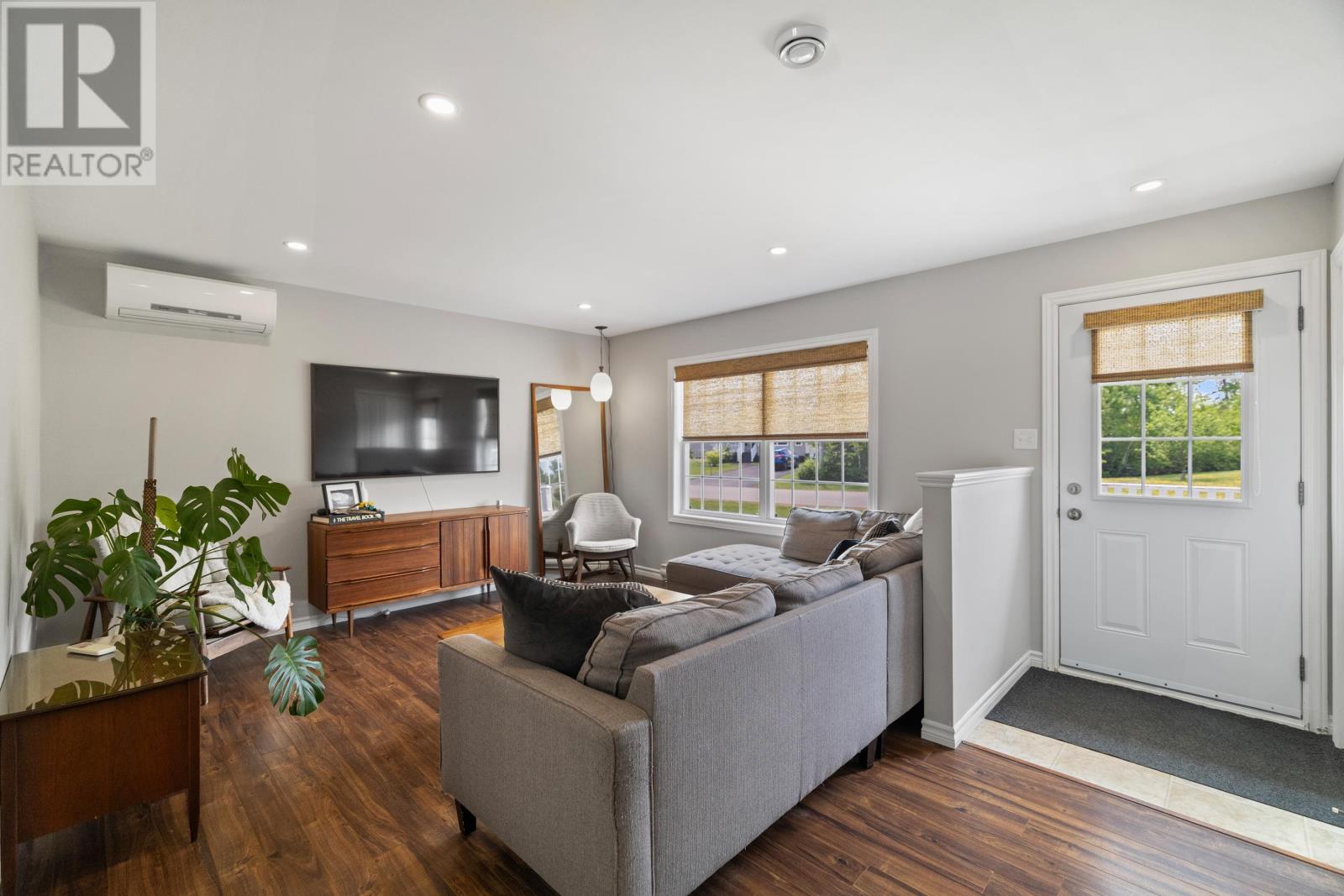 24 Longboat Drive, Charlottetown, Prince Edward Island  C1C 0C3 - Photo 8 - 202624839