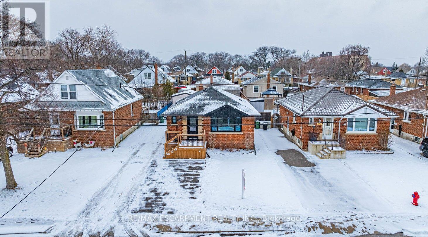 Upper - 374 East 16th Street, Hamilton, Ontario  L9A 4K3 - Photo 19 - X13850080