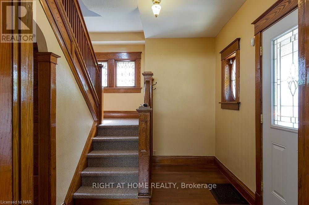 5266 Heywood Avenue, Niagara Falls (Cherrywood), Ontario  L2E 4V6 - Photo 2 - X13850084