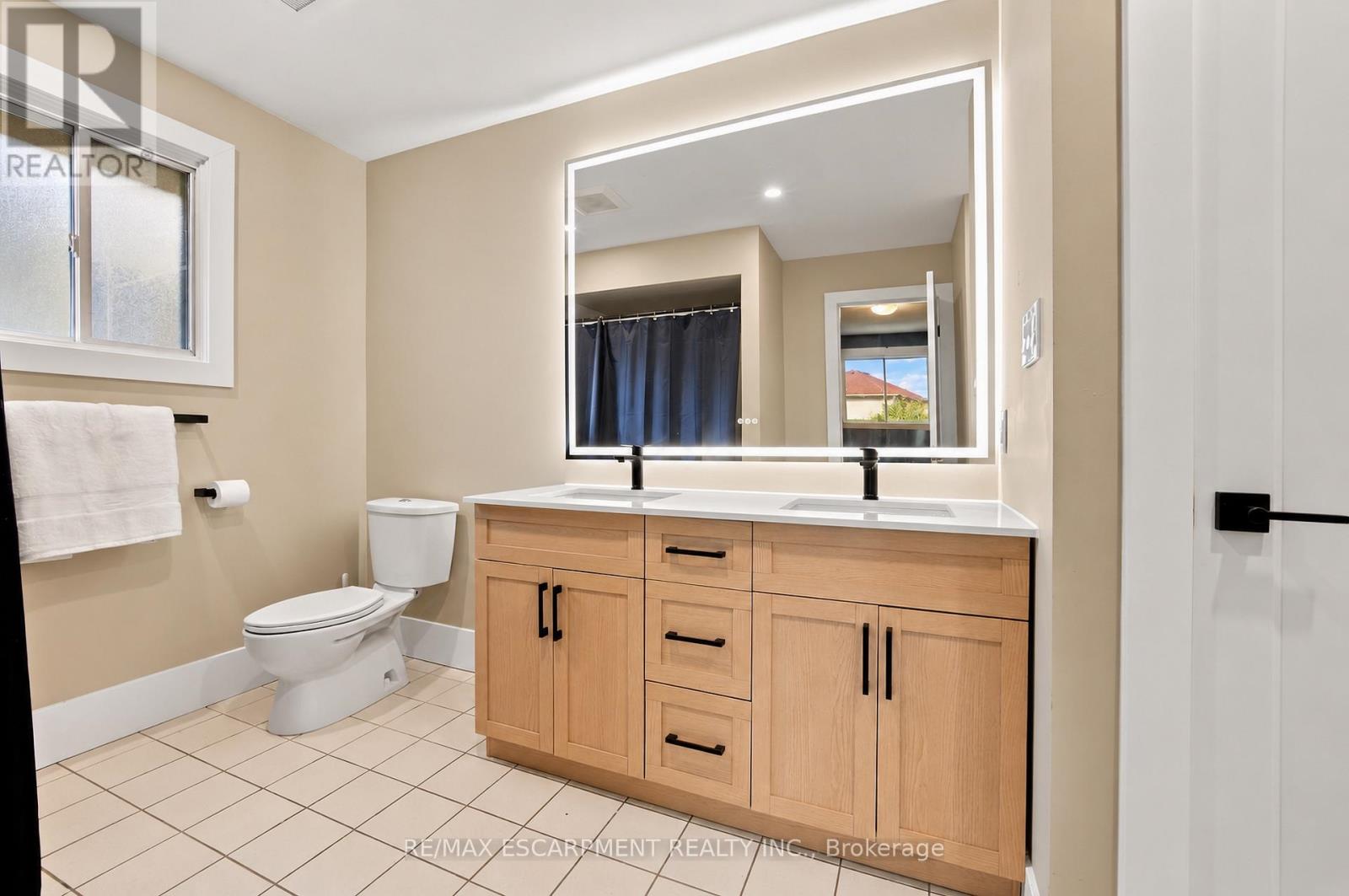 776 Acadia Drive, Hamilton, Ontario  L8W 3V2 - Photo 15 - X13850088