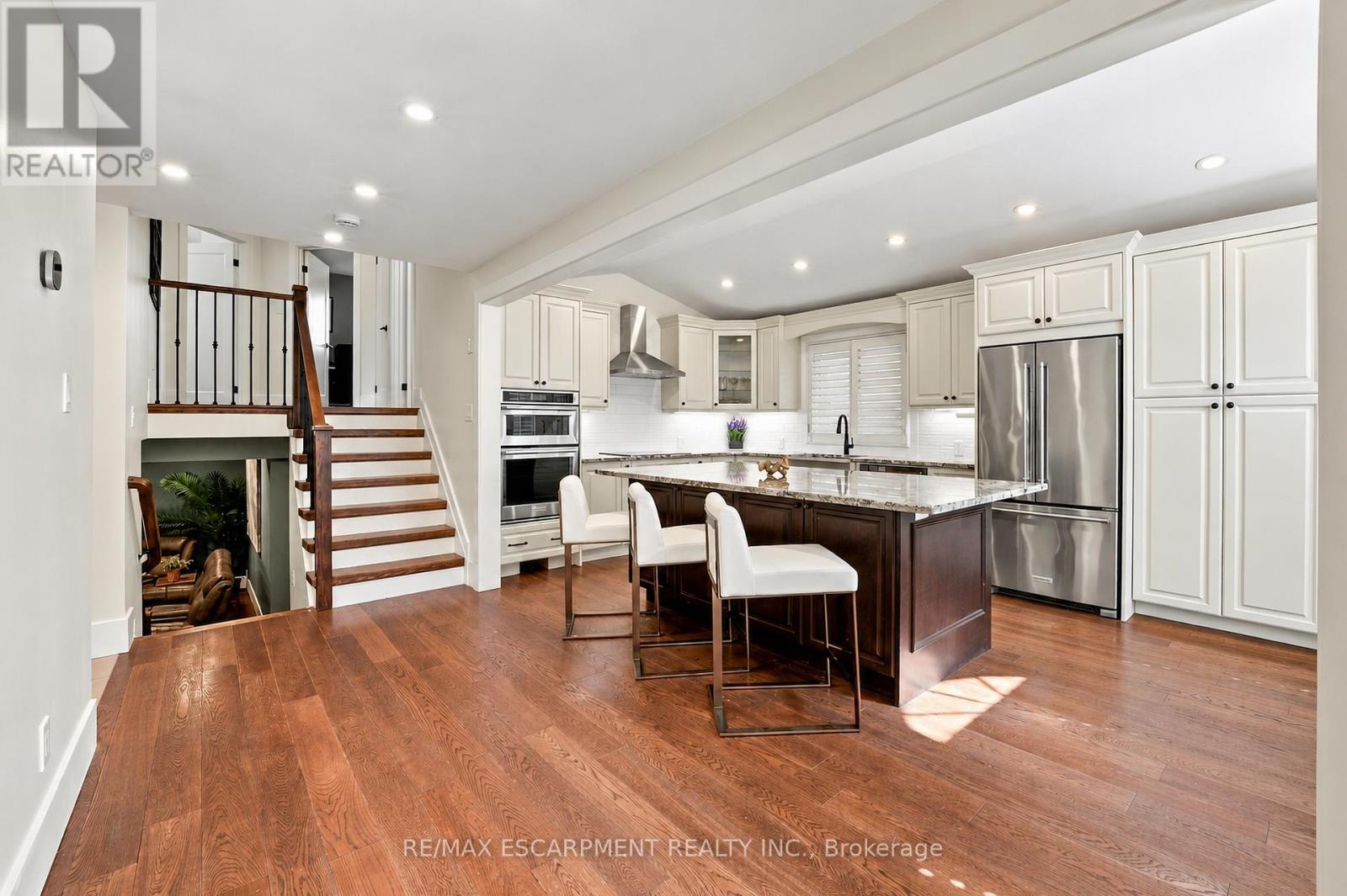 776 Acadia Drive, Hamilton, Ontario  L8W 3V2 - Photo 4 - X13850088