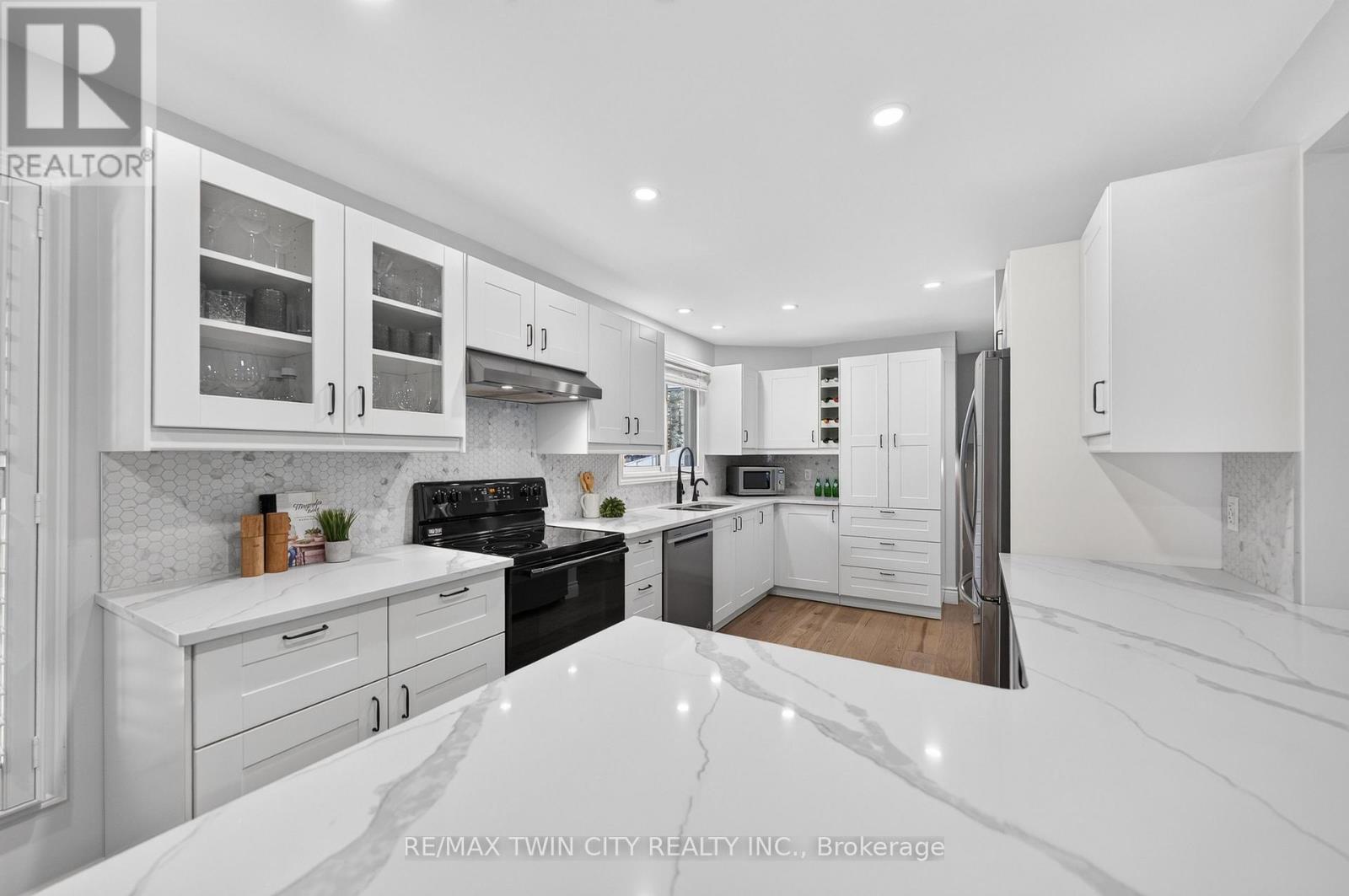 13 Southwick Place, Waterloo, Ontario  N2K 1V4 - Photo 22 - X13850314