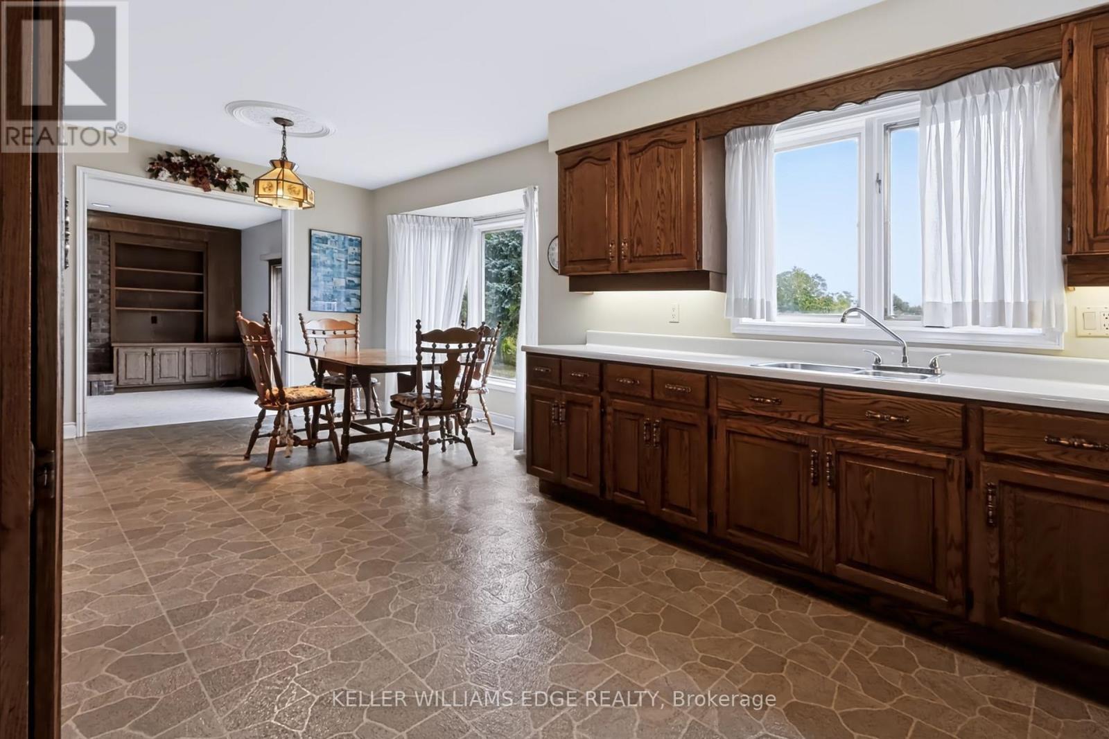 54 Monte Drive, Hamilton, Ontario  L8G 4M5 - Photo 10 - X13850344
