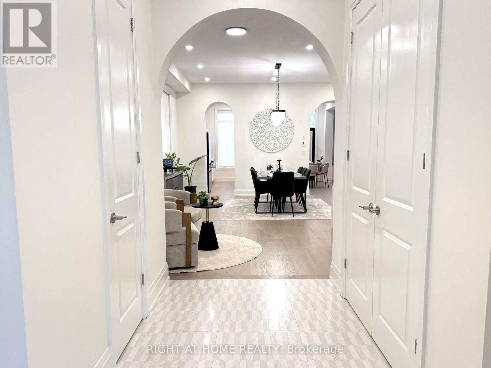 83 Vasey Road, Bradford West Gwillimbury, Ontario  L3Z 4P6 - Photo 5 - N13846494
